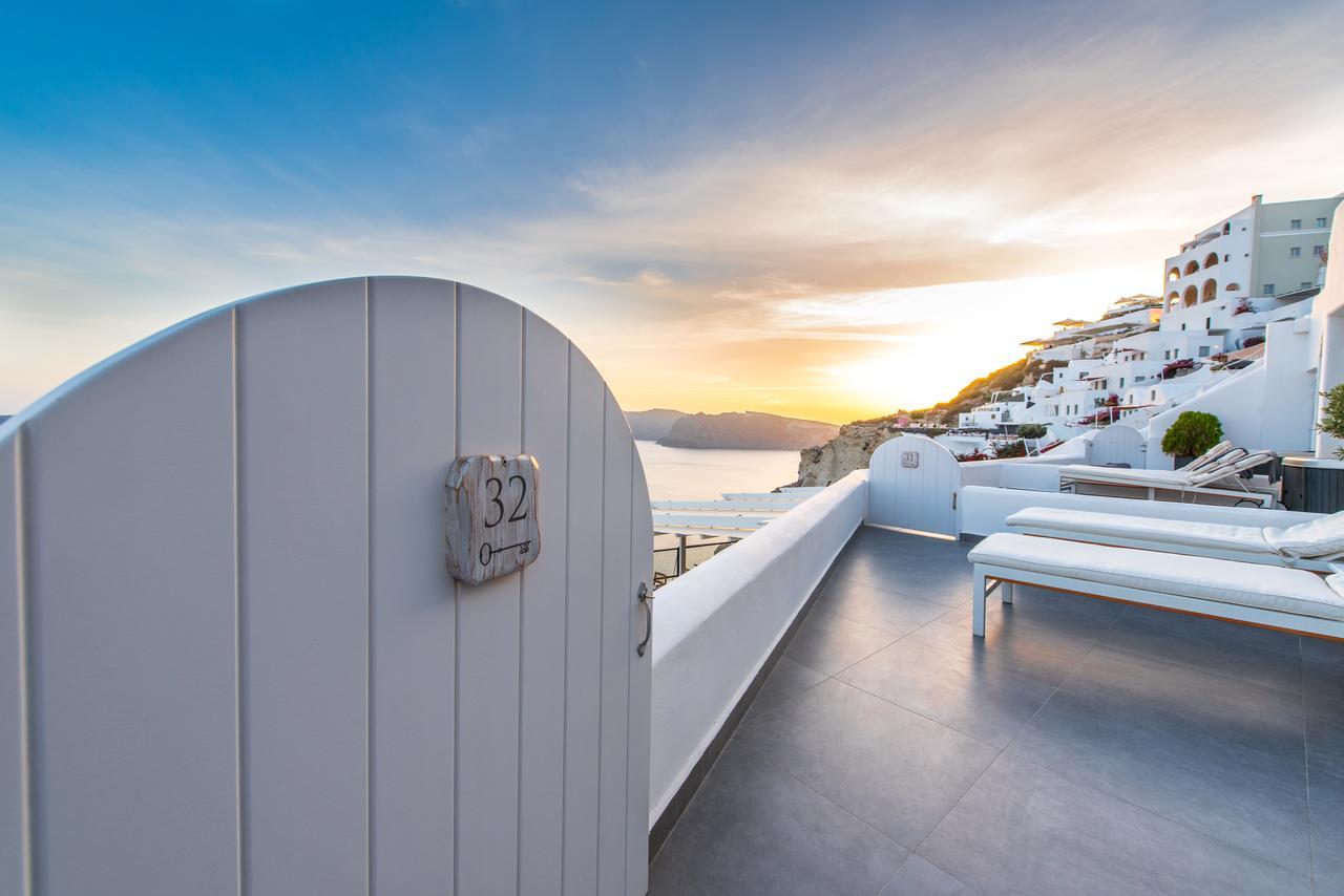 Santorini Secret Suites & Spa, Small Luxury Hotels Of The World Oia  Exterior photo